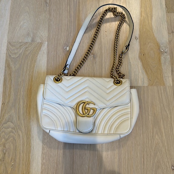 Gucci GG marmot chain bag in off white - Picture 2 of 13